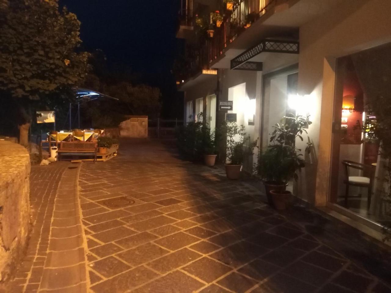 Hotel La Congiura Dei Baroni Teggiano Εξωτερικό φωτογραφία